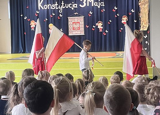 Występ dzieci.