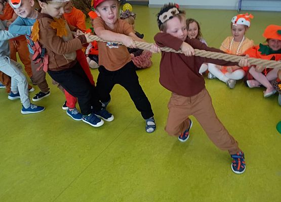 Grafika 9: Bal Jesieni 2024 .