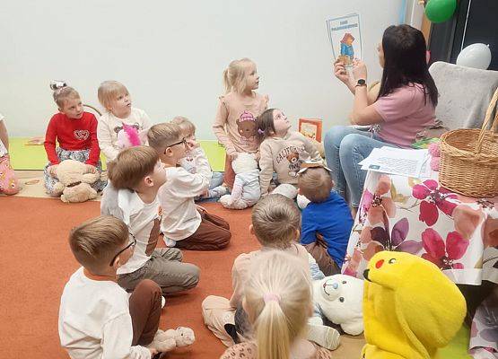 Grafika 8: Dzień Misia.
