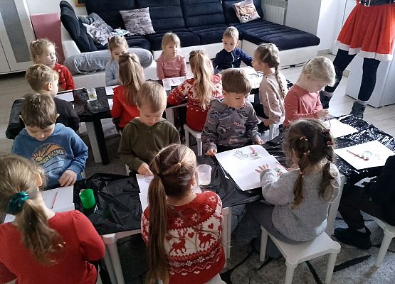 Grafika 3: Wyjazd do Runowa Grupa Jeżyki i Biedronki