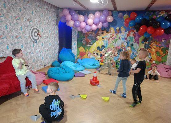 Grafika 1: Wycieczka grupy Biedronki