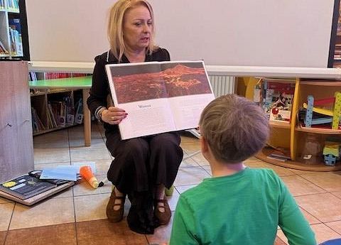 Grafika 1: Dzień Ziemi.